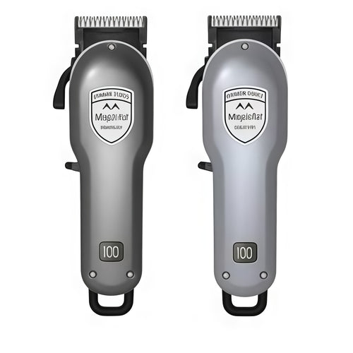 Tondeuse sans fil pour tout usages, paire de tondeuses avec une finition argentée et grise, conçues pour une coupe précise.